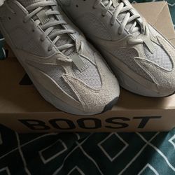 Yeezys 700
