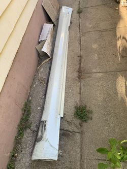 G35 Coupe Part right Side Rocker Panel