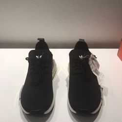Adidas NMD Woman Sz 7.