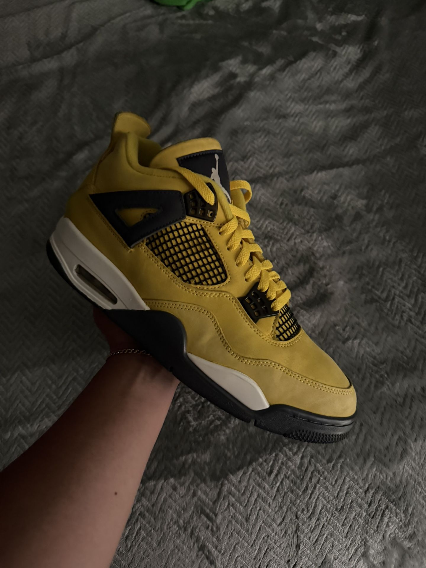 Jordan 4 Lighting
