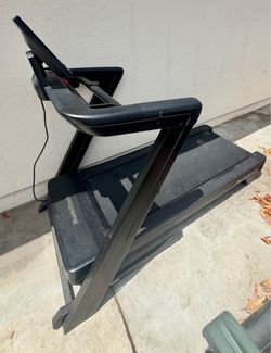 NordicTrack 1750 Treadmill