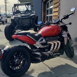 2021 Triumph Rocket R 3 Korosi Red