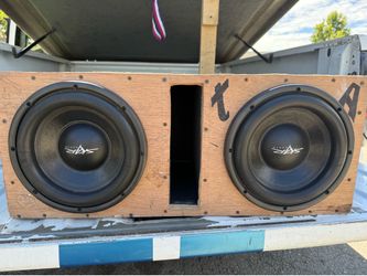 Cajón con subwoofer 10 pulgadas