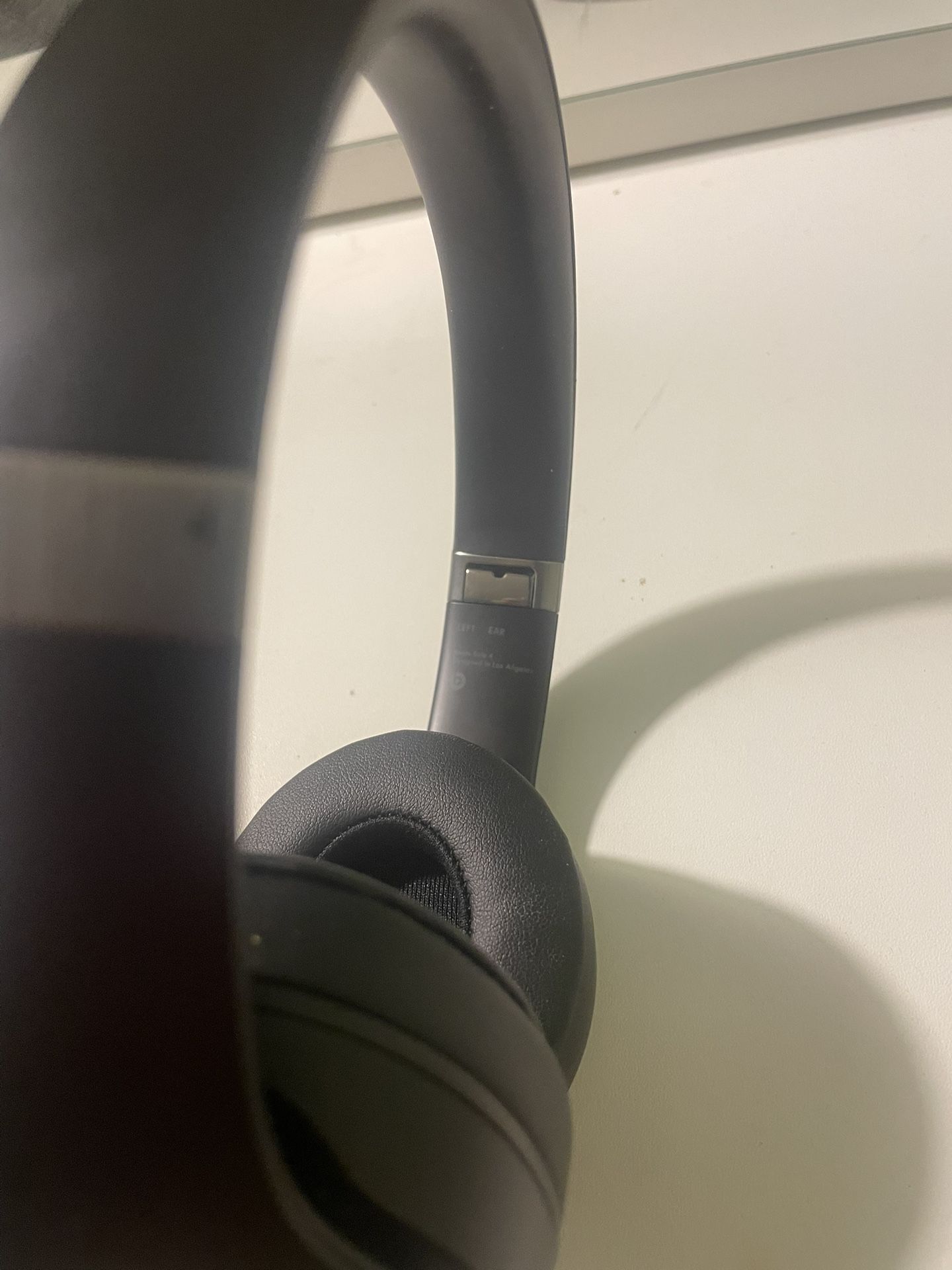 Beats Solo 4