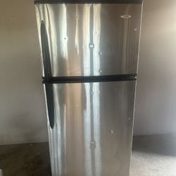 Maytag Refrigerator 
