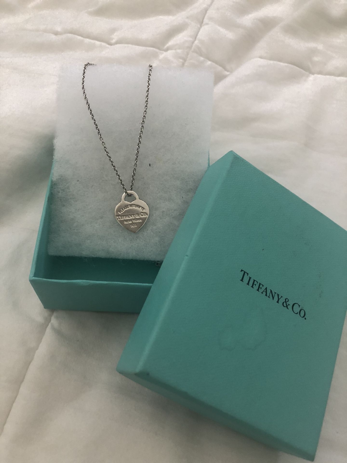 Authentic Tiffany Necklace And Chain