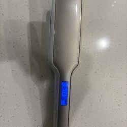 HAIR STRAIGHTENER 