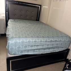 Full Size Bed and chest