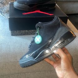 Black Cat 3s 10.5