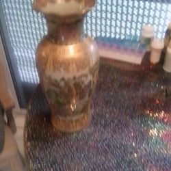 12 Inches Royal Satsuma Vase 40.00