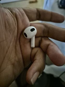 Right Airpod Gen 3
