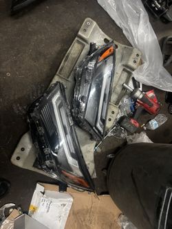 19-24 RAV4 LED RH Headlight