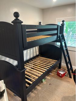 Bunk bed