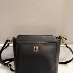 Tommy Hilfiger bag crossbody