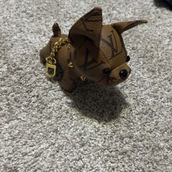 Louis Vuitton Keychain Dog for Sale in Las Vegas, NV - OfferUp