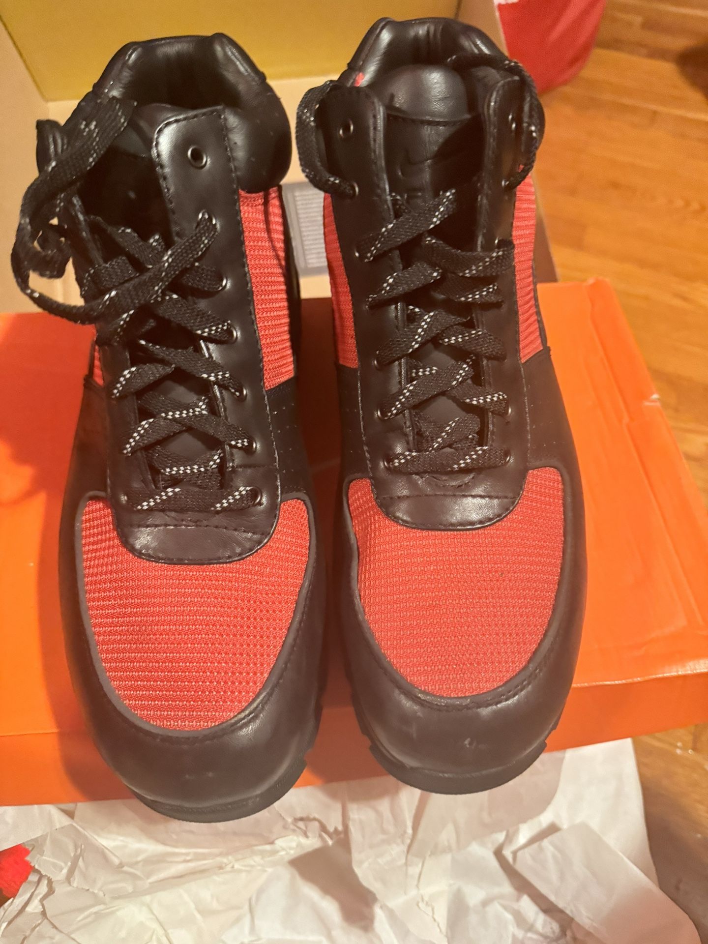 Nike Acg goadome boots Size 11.5, Slightly Used, Great Condition