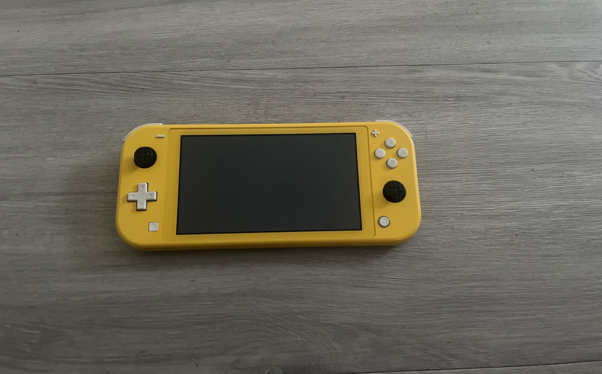 Nintendo Switch Lite イエロー Nintendo Switch Lite イエロー ソフト