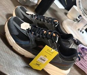 Avia Chunky Sneakers Size 9.5