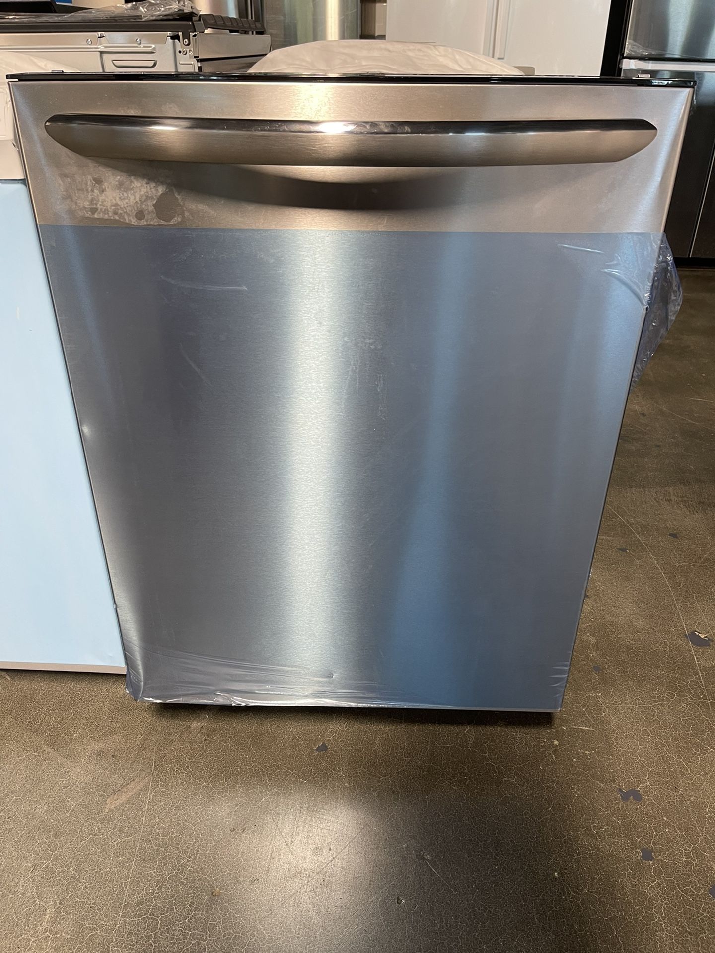 24’ Built In Dishwasher