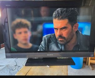 Sony 32" Television KDL-32EX400