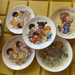 1992 Avon Mother’s Day Plate