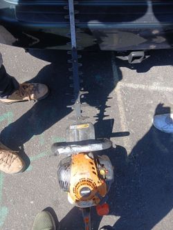 Echo trimmer hc2810es