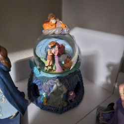 Disney Hercules Snow Globe. 