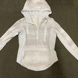 Lululemon Sweatshirt (6)