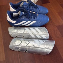 Adidas soccer Cleats Youth Size 3 1/2