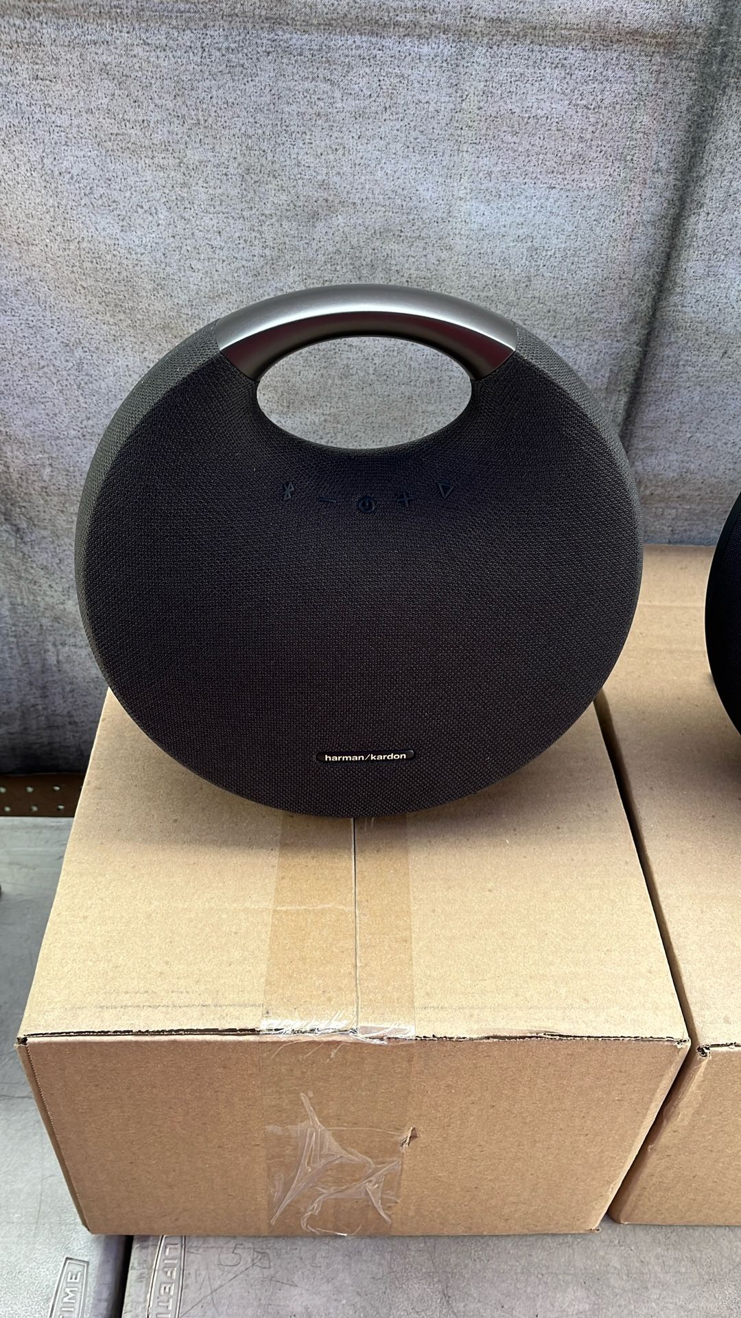 Harman Kardon Onyx Studio 6 Portable Bluetooth Speaker
