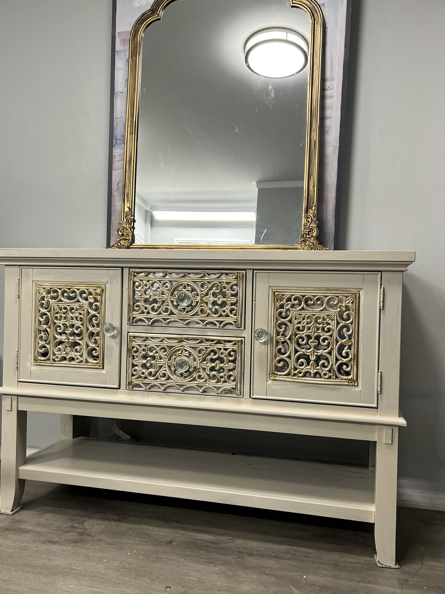 Very Nice Cabinet with the mirror