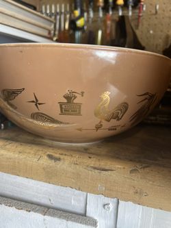 Antique Pyrex Vintage Mixing Bowl