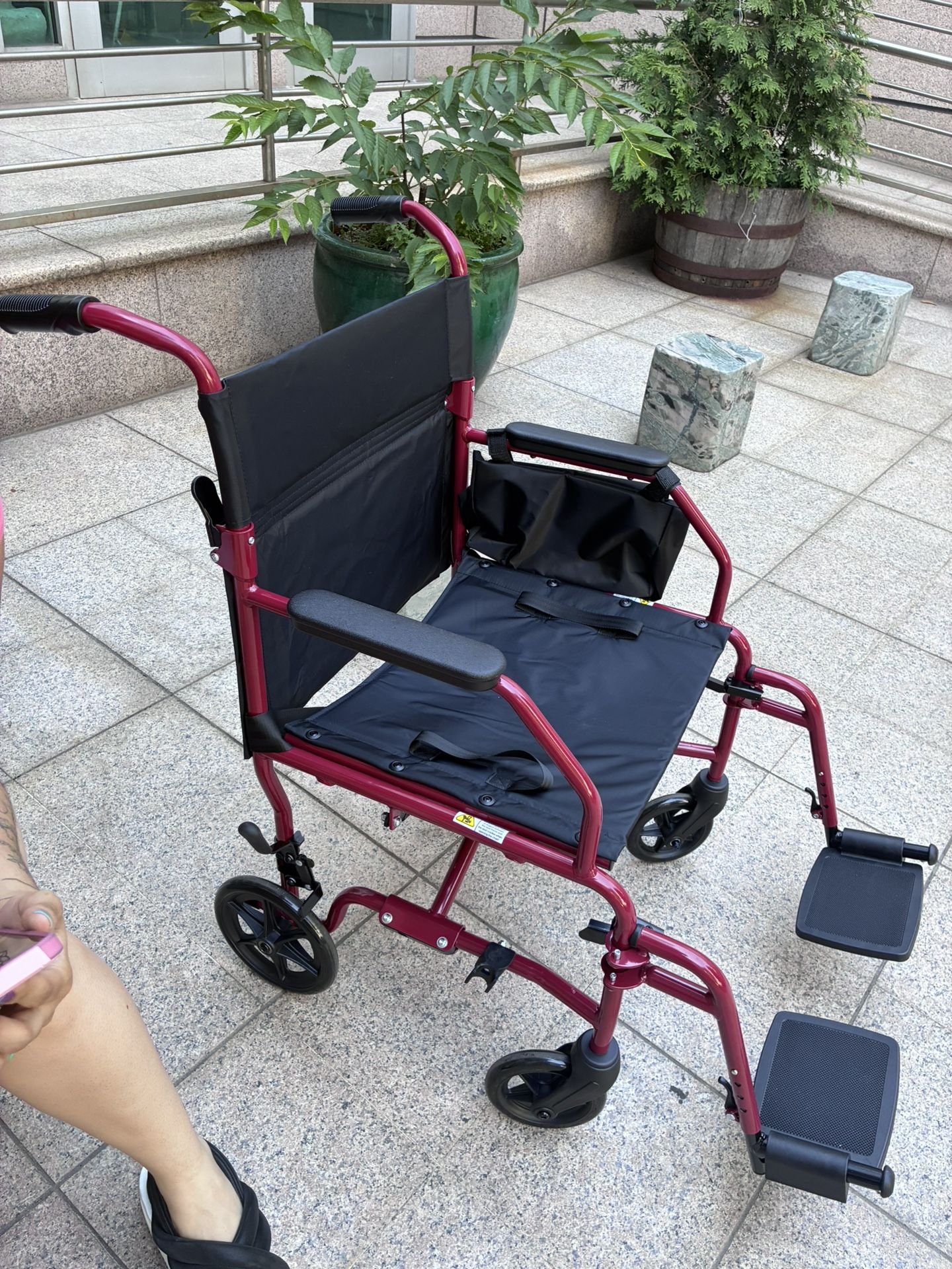 Transport wheelchair
