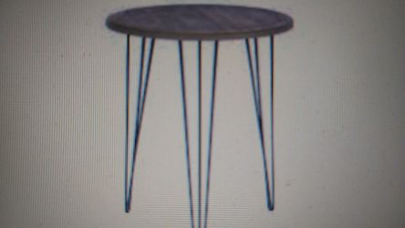 Decmode 22 x 18 Inch Modern Wood and Metal Round Accent Table, Brown