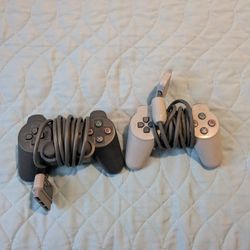 2 Sony PlayStation PS1 controllers