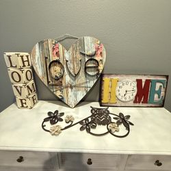 Home Décor Set – 4 Pieces – LOVE, HOME Clock & Owl