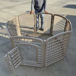 Pet Playpen Dog Playpen Fence NEW
