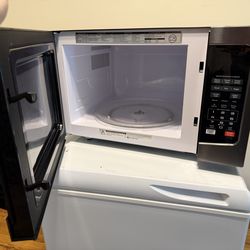 Used microwave.