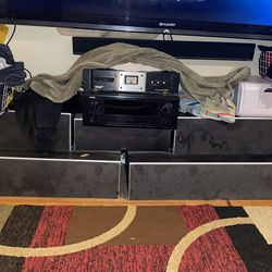 polk Audio speakers set a five