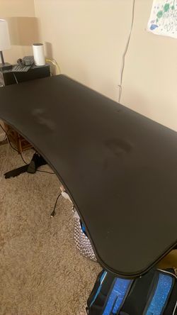 Adjustable gaming desk