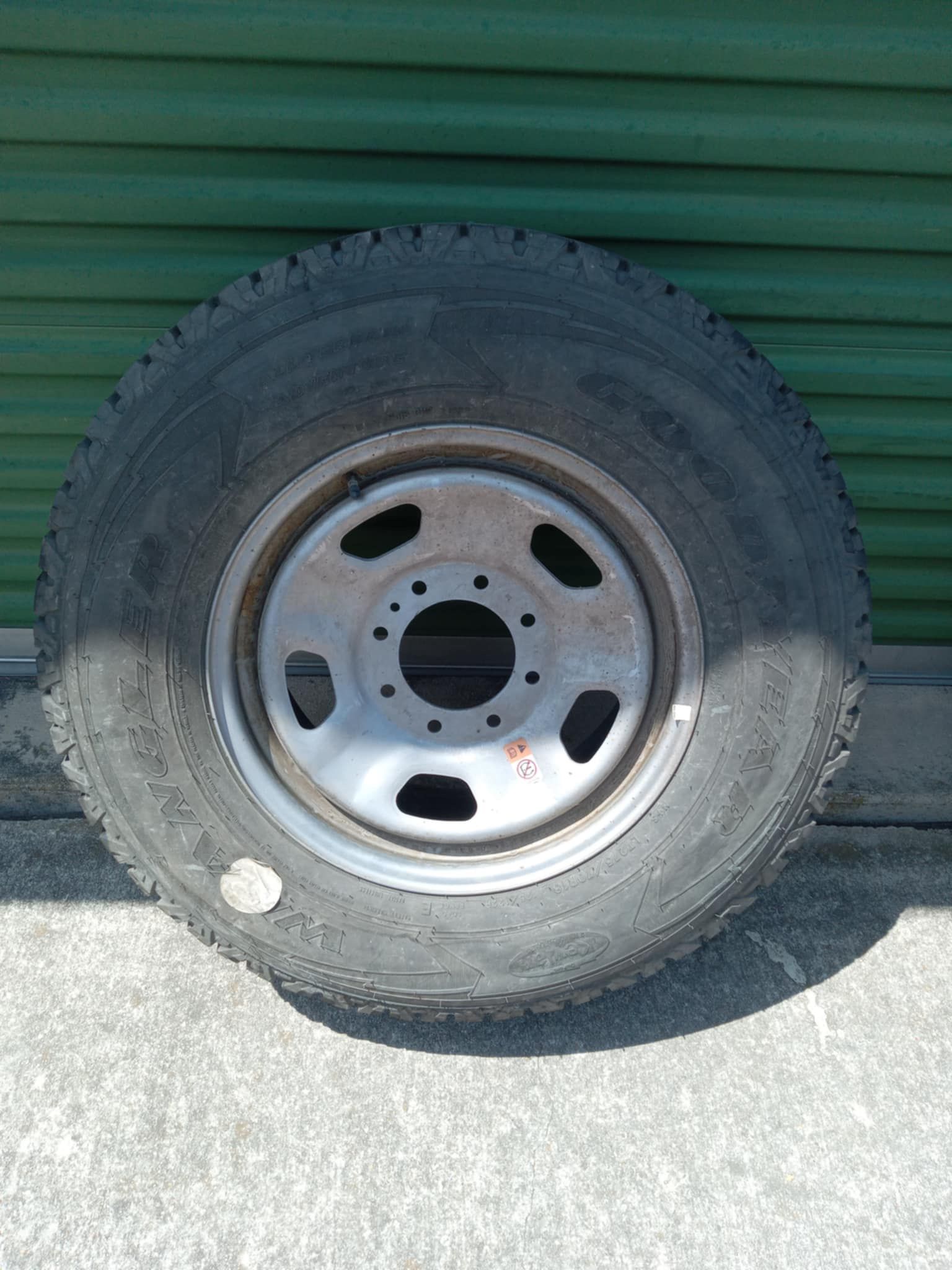 Ford 8 Lug Spare