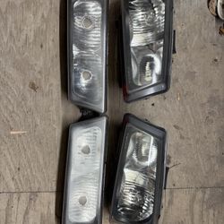 03-06 Chevy Silverado Tail Lights