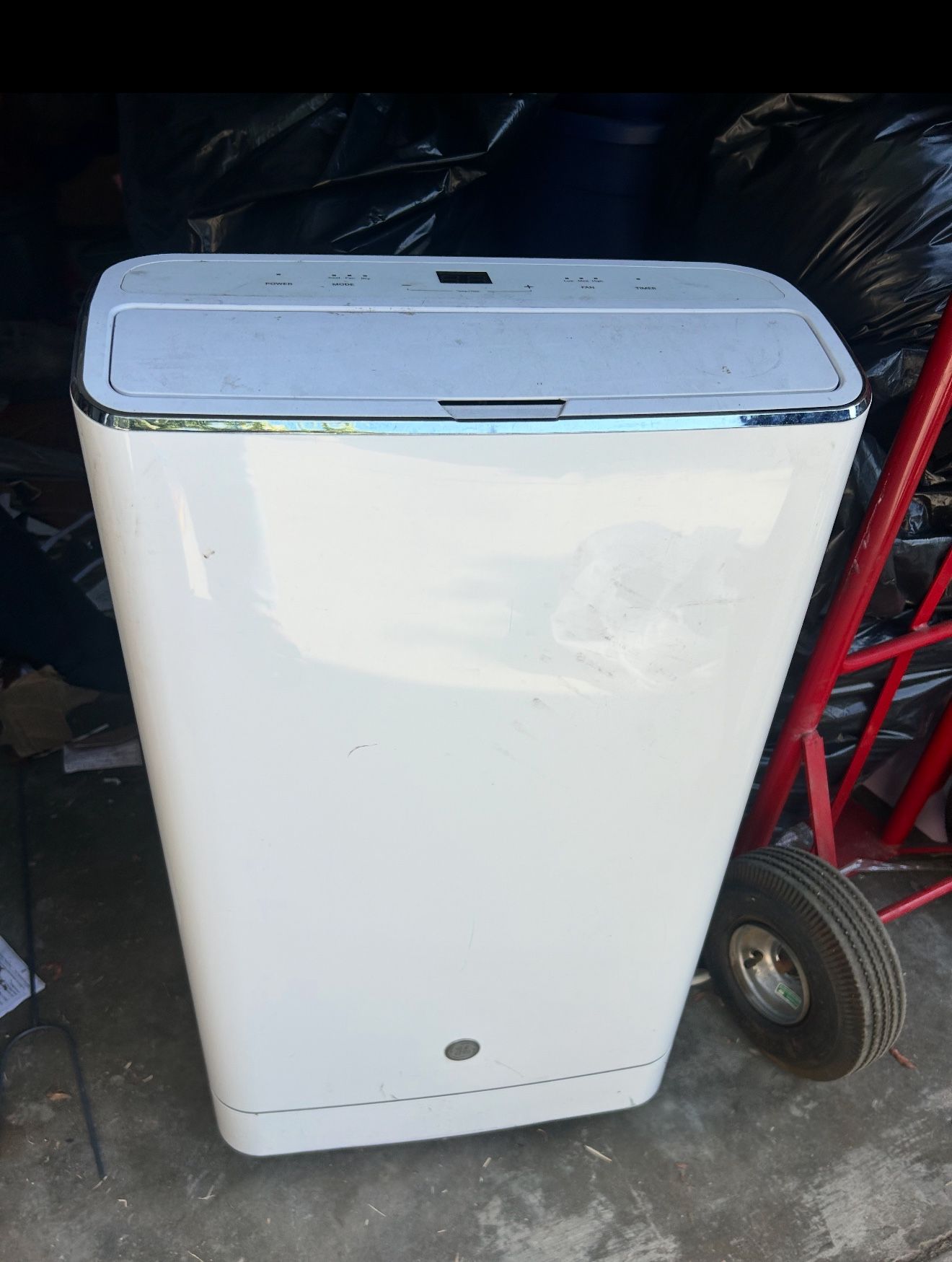 Air Conditioning Unit Fully Working 125 OBO