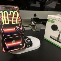 3 In 1 Wireless Charger!! Compatible With iPhone, AirPods And Apple Watch!