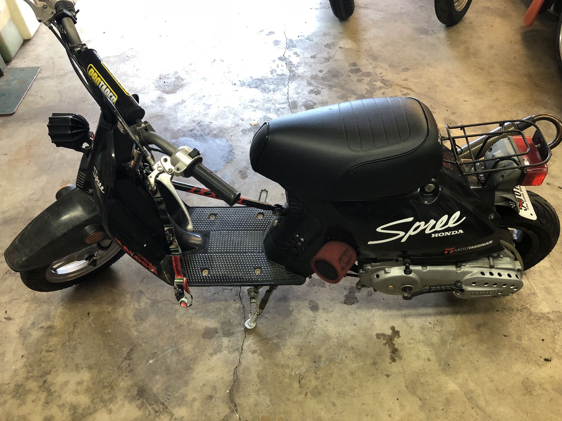 1985 Honda spree ( modified )