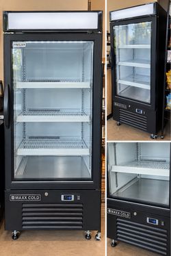 Commercial Merchandising Freezer