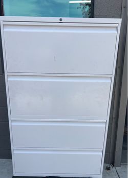 Knoll Calibre 4 Shelf Lateral File Cabinet