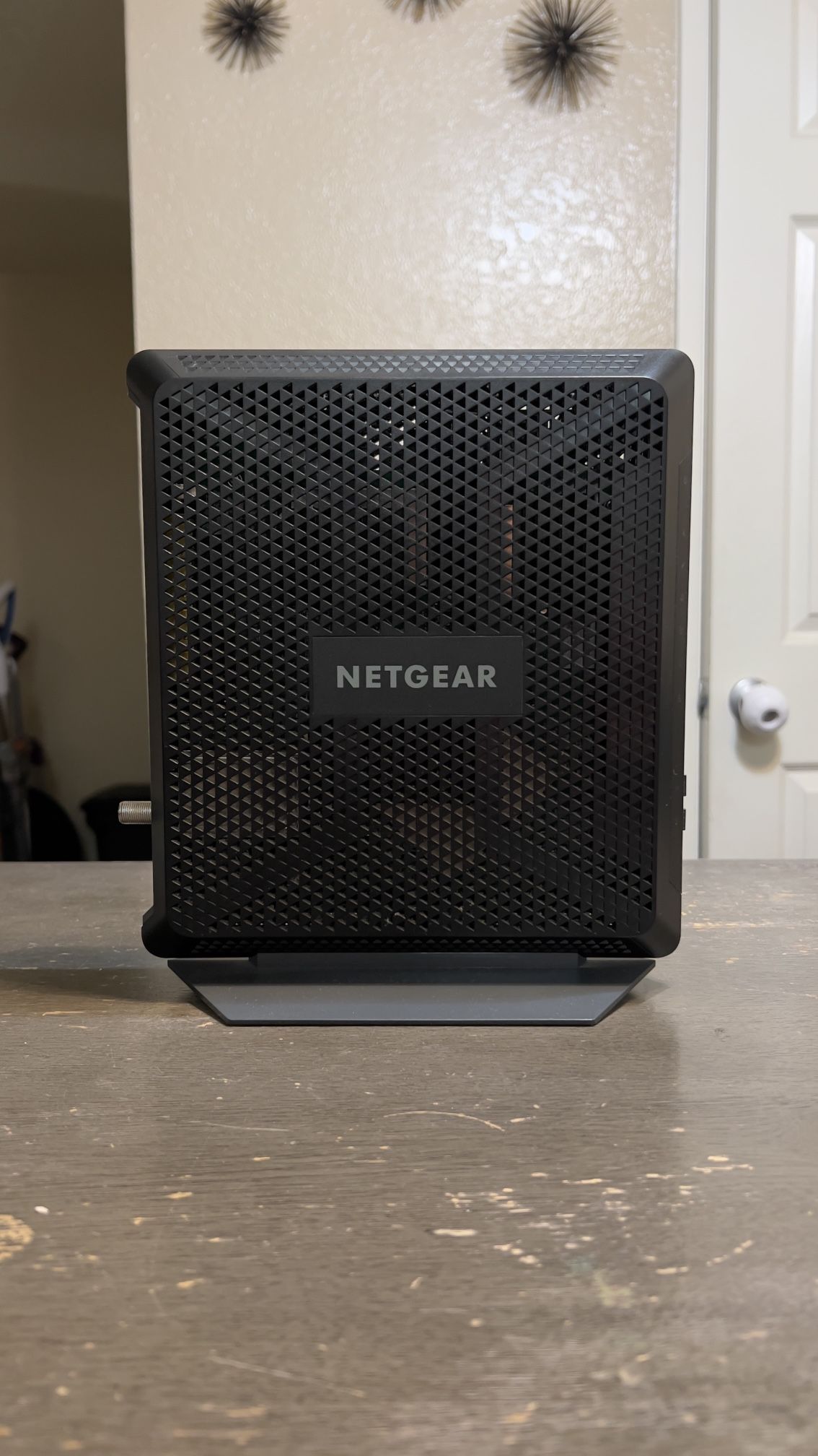 Router / Modem - Netgear Nighthawk C7000v2 (Xfinity Ready)