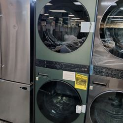 NEW !! LG 27" GREEN STEAM FRONT LOAD STACKABLE WASHER AND GAS DRYER SET 