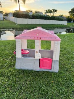 Step 2 Playhouse